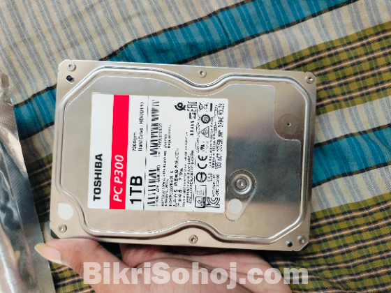 TOSHIBA 1TB HDD